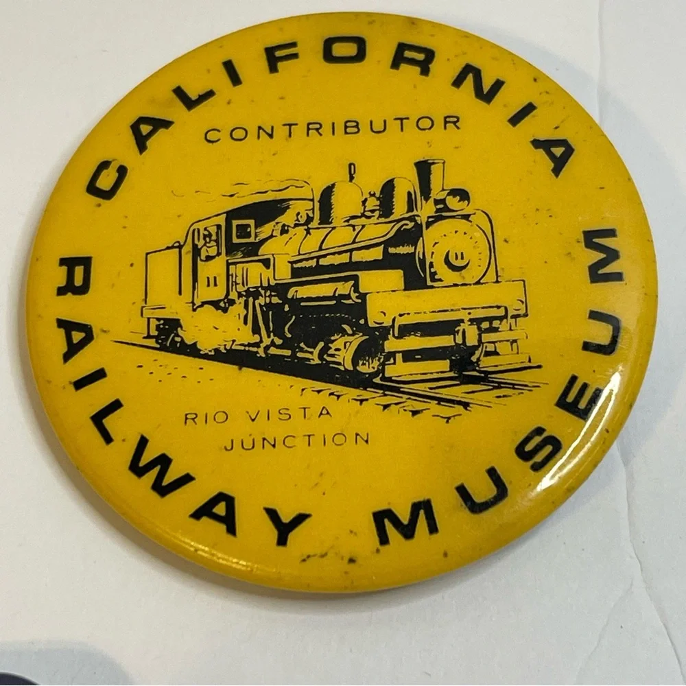 American Freedom California Railways Set Of 4 Badge Buttons And Lapel Pin.  A182